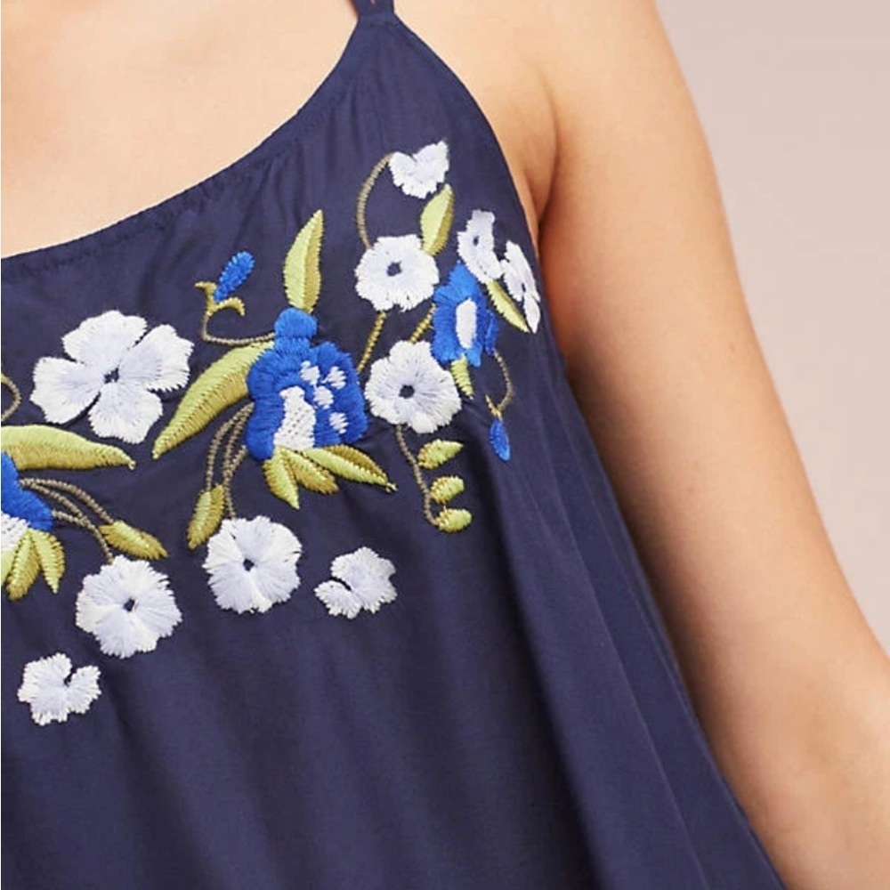 Akemi+Kin Anthropologie Navy Blue Floral Embroidered Tank Top Size Medium - Picture 3 of 10